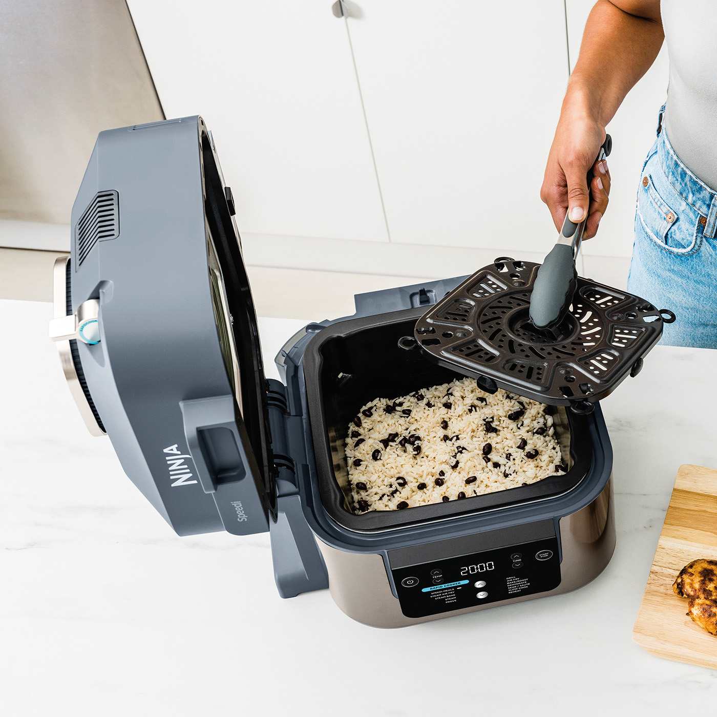 Cook up to 4 portions - all in one pot